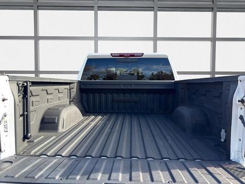 Used 2023 GMC Sierra 1500 AT4 w/ Technology Package image 12