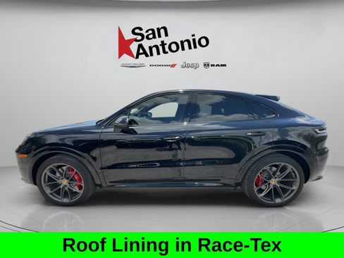 Used 2024 Porsche Cayenne S AWD/4WD image 9