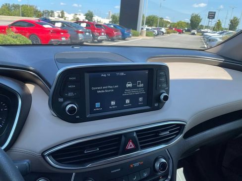 Used 2020 Hyundai Santa Fe SEL FWD image 16