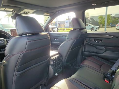 New 2026 Honda Pilot Black Edition image 14
