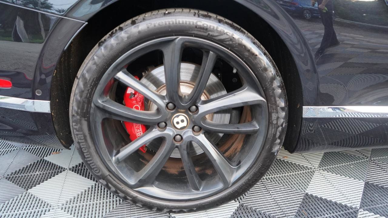 Used 2020 Bentley Continental GT w/ First Edition Specification AWD/4WD image 30