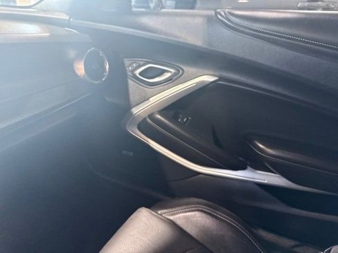 Used 2016 Chevrolet Camaro SS image 28