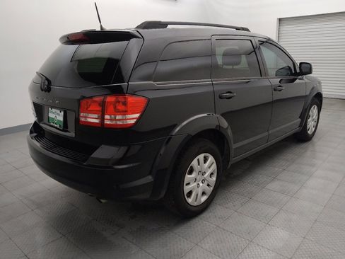Used 2019 Dodge Journey SE image 9