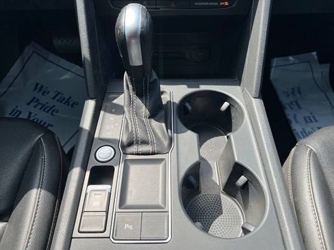 Used 2021 Volkswagen Atlas SE image 18