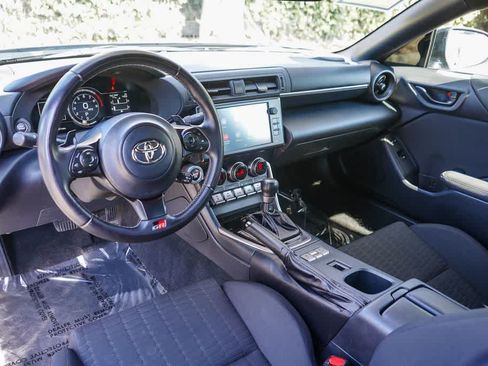 Used 2023 Toyota GR86 RWD image 12