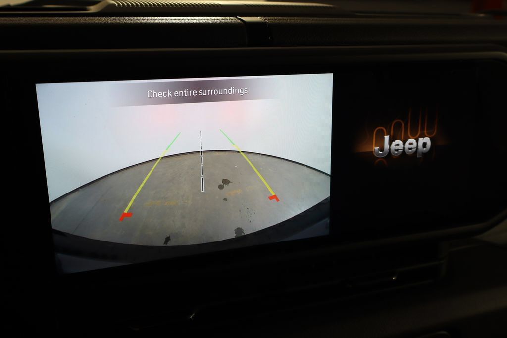 Used 2025 Jeep Wrangler Unlimited Sport AWD/4WD image 39