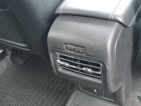 Used 2022 Lincoln Corsair AWD w/ Equipment Group 101A image 9