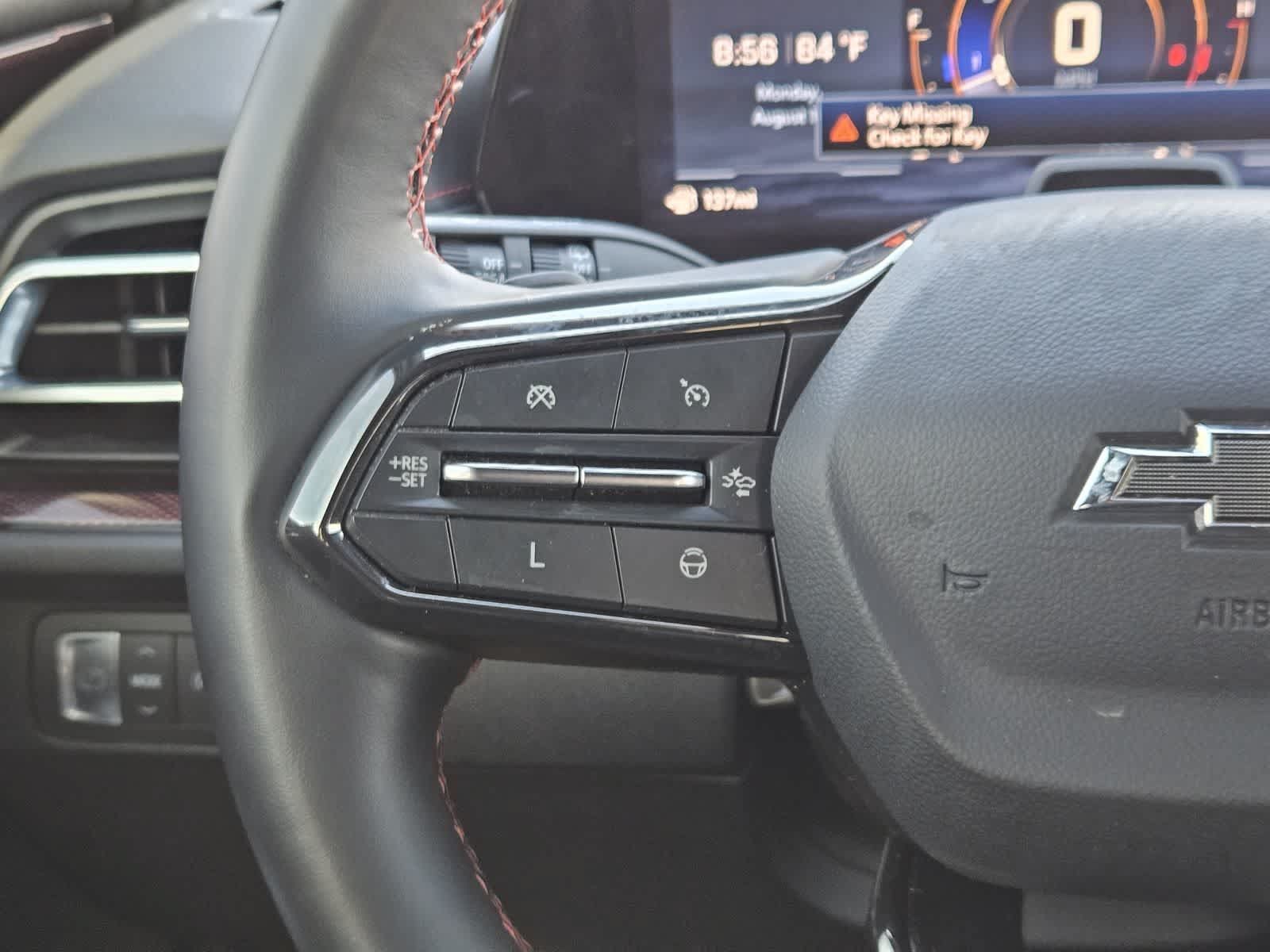 Used 2024 Chevrolet Traverse RS FWD image 27