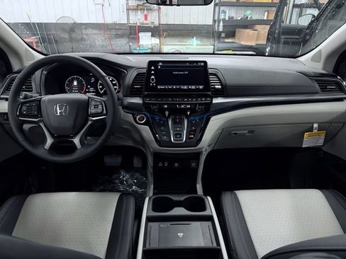New 2026 Honda Odyssey Elite image 32