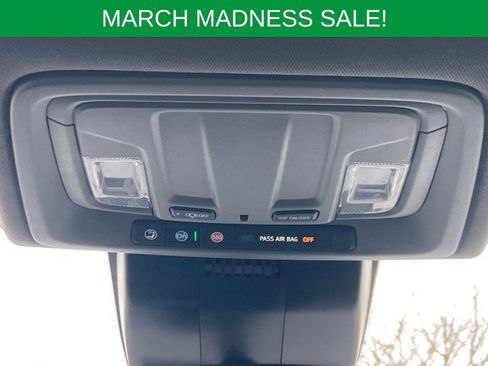 Used 2024 Chevrolet Silverado 1500 LT image 16