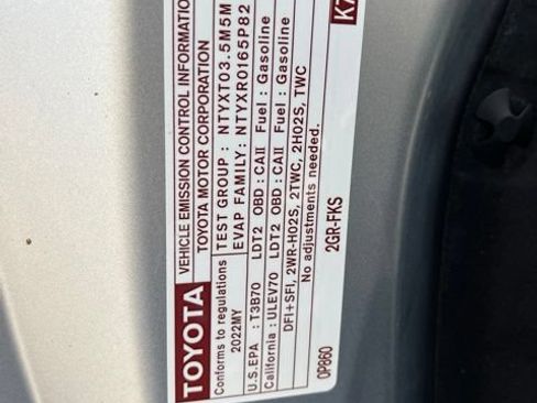 Used 2022 Toyota Highlander XLE AWD/4WD image 21