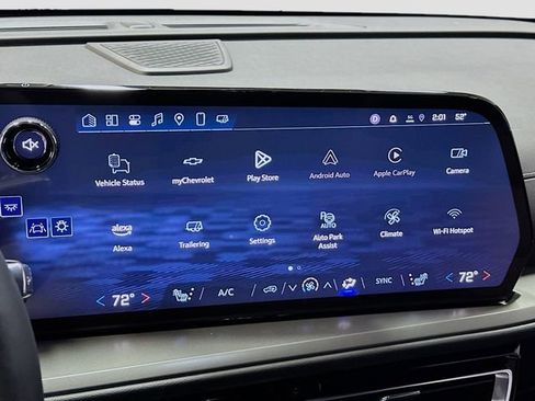 New 2025 Chevrolet Traverse LT w/ Enhanced Driving Package image 19