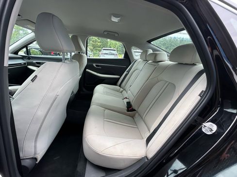 Used 2025 Hyundai Sonata SEL FWD image 6