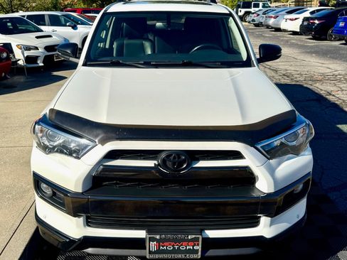 Used 2019 Toyota 4Runner Limited image 9