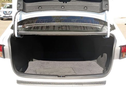 Used 2025 Toyota Corolla XLE image 26