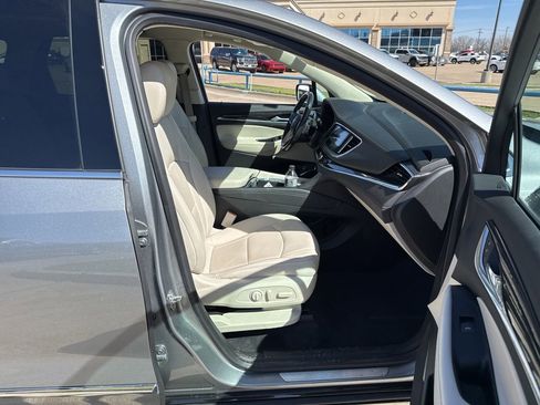 Used 2023 Buick Enclave Essence w/ Sport Touring Edition image 14