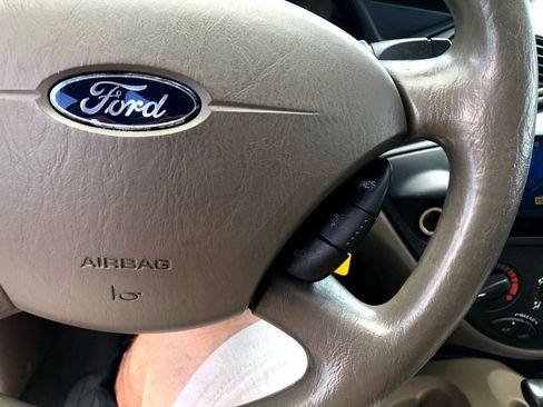 Used 2003 Ford Focus ZTW image 18
