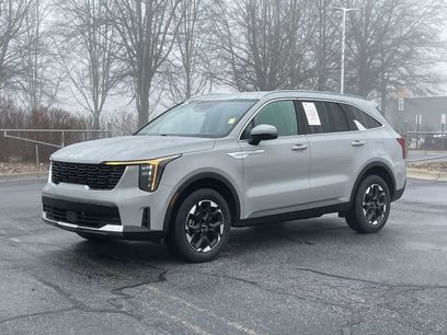 Used 2025 Kia Sorento S