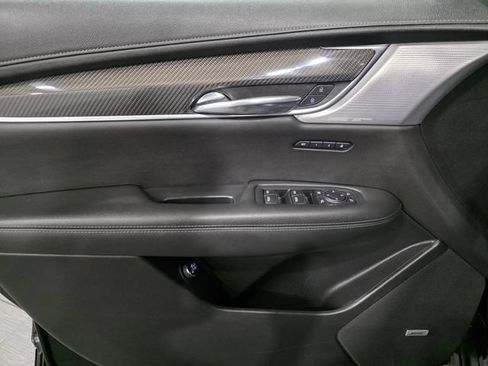 Used 2020 Cadillac XT6 Sport AWD/4WD image 10