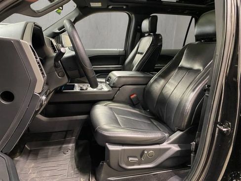 Certified 2019 Ford Expedition XLT w/ Equipment Group 202A AWD/4WD image 12