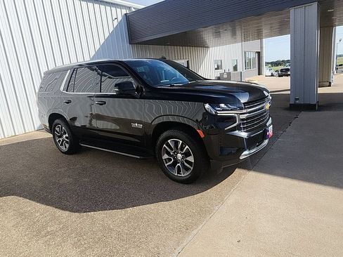 Used 2023 Chevrolet Tahoe LT w/ LT Signature Plus Package RWD image 2