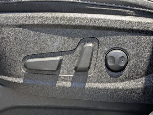 Used 2023 Kia Telluride S FWD image 26