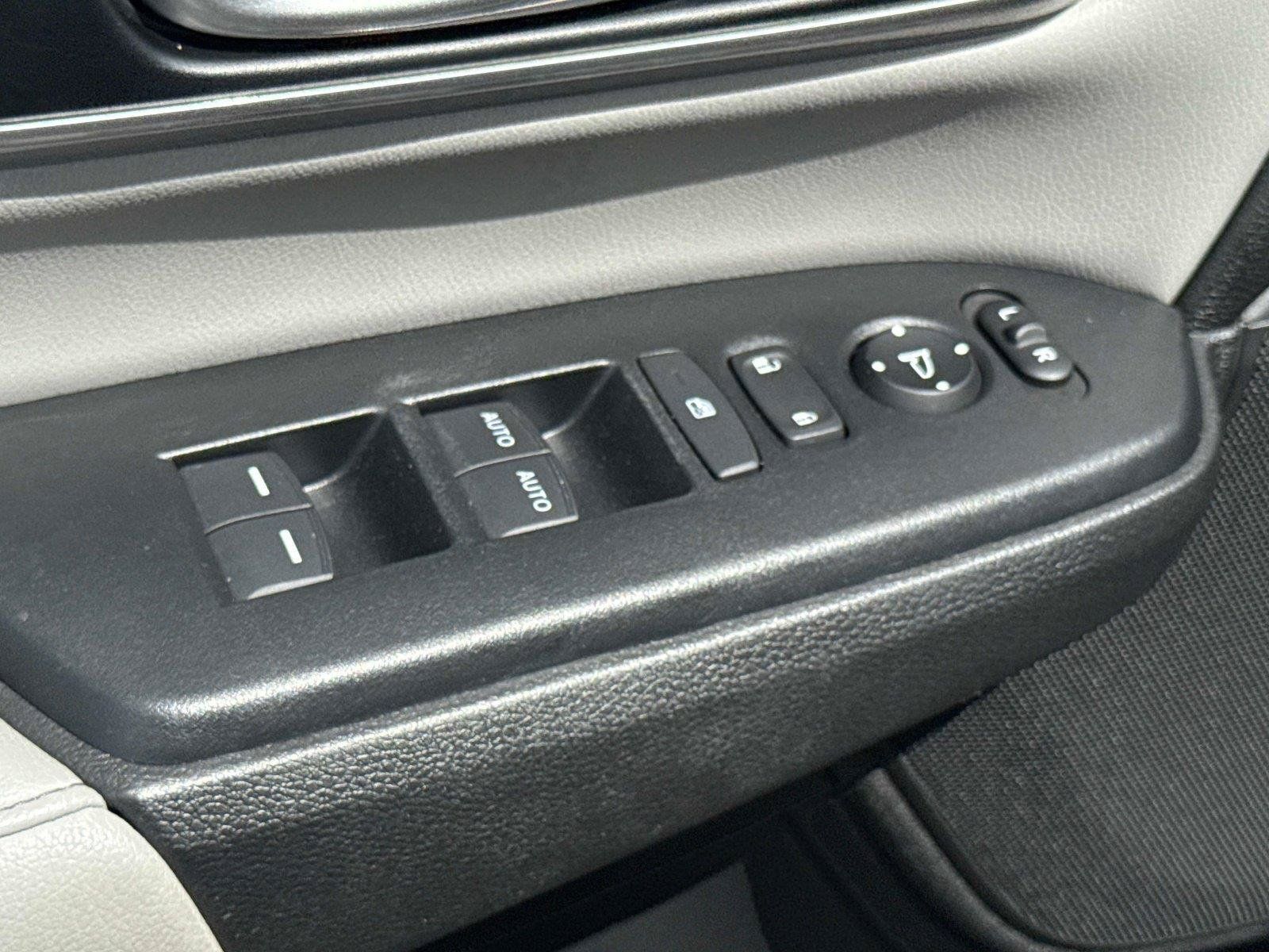 Used 2022 Honda CR-V EX-L image 20