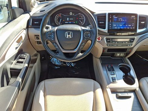 Used 2020 Honda Ridgeline RTL image 11