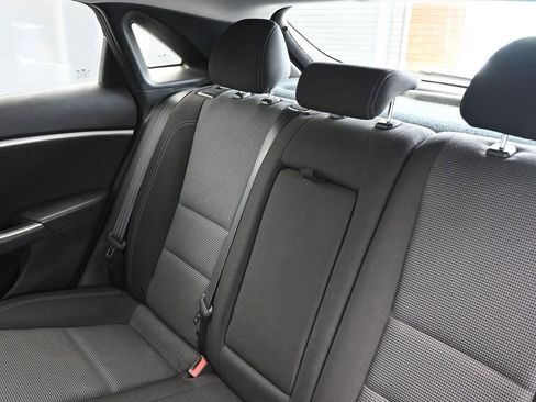 Used 2016 Hyundai Elantra GT image 18