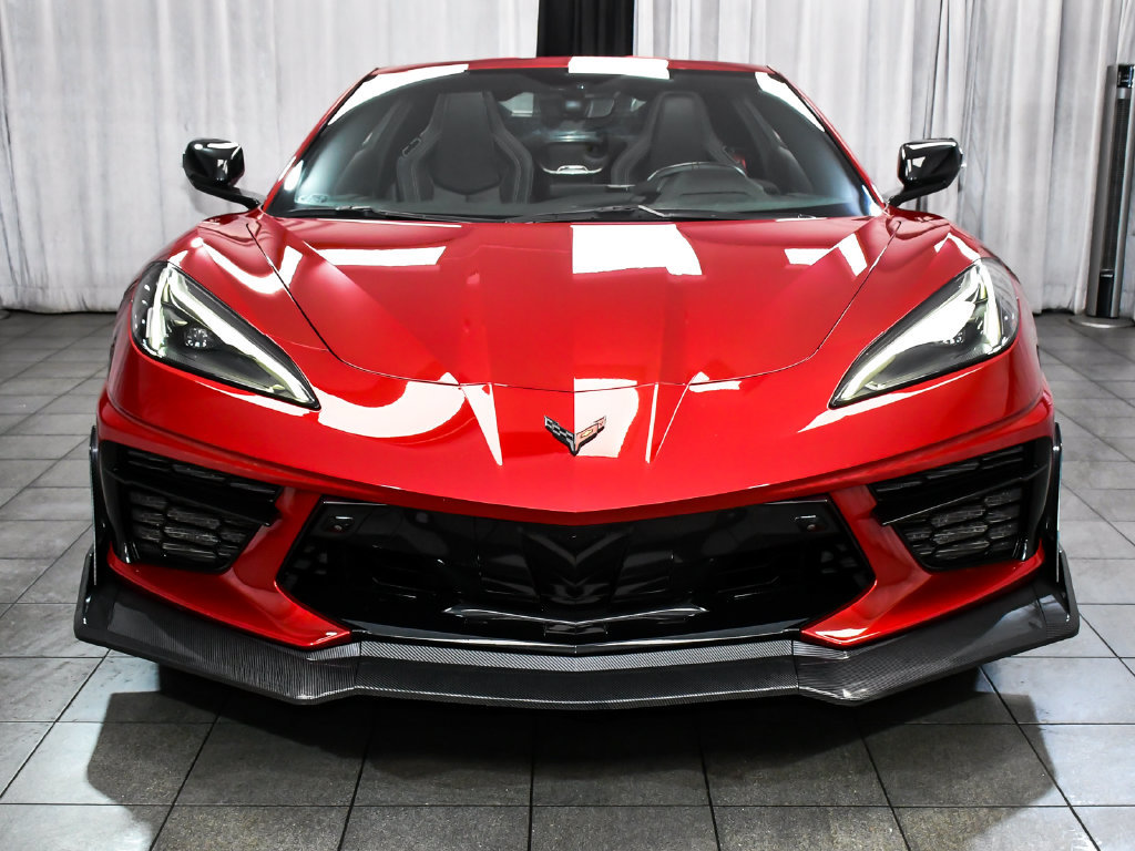 Used 2022 Chevrolet Corvette Stingray Preferred Cpe w/ Z51 Performance Package RWD image 2