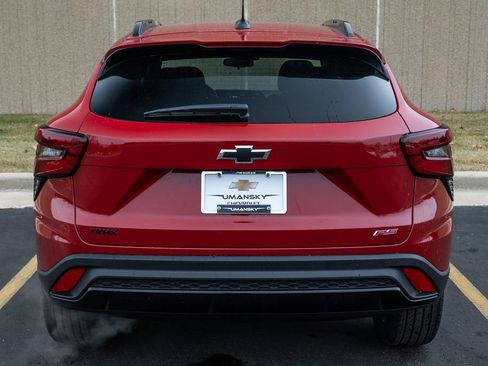 New 2026 Chevrolet Trax RS image 5