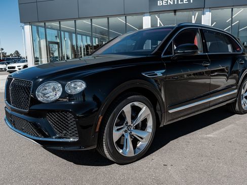 Certified 2024 Bentley Bentayga Extended Wheelbase AWD/4WD image 20