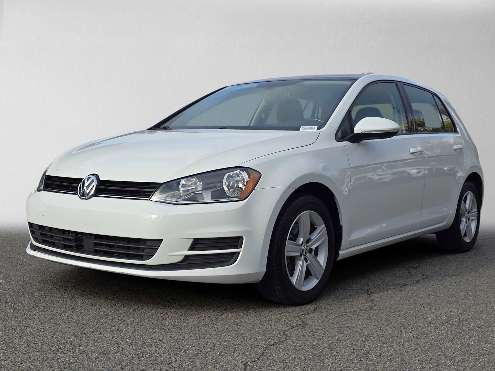 Used 2017 Volkswagen Golf Wolfsburg Edition FWD image 7