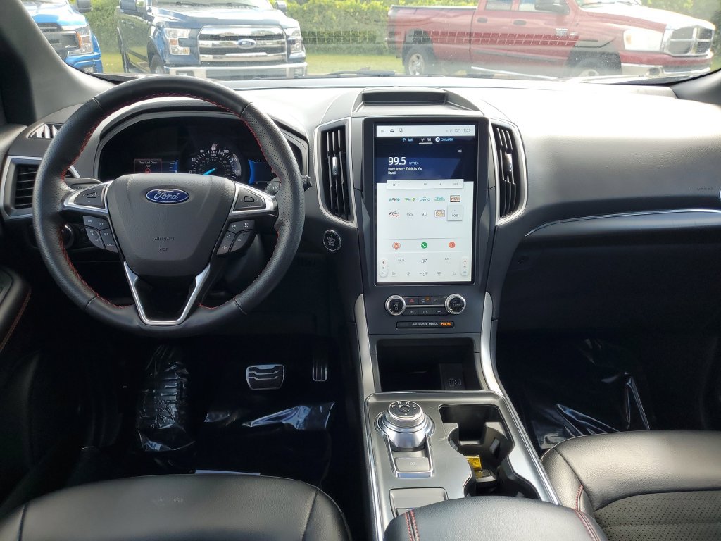 Certified 2024 Ford Edge ST-Line AWD/4WD image 18