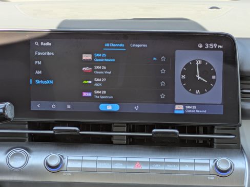 Used 2024 Hyundai Kona SEL FWD image 18