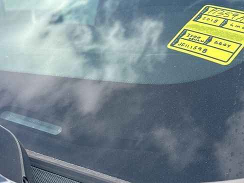 Used 2018 GMC Sierra 3500 Denali image 8