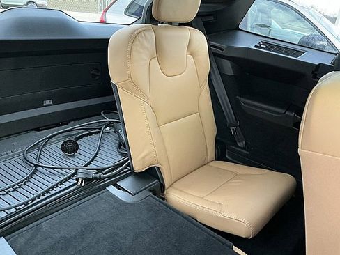 Used 2024 Volvo XC90 T8 Ultimate w/ Protection Package Premier image 19