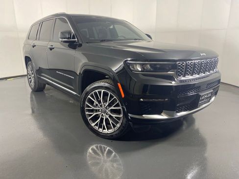 Used 2024 Jeep Grand Cherokee L Summit AWD/4WD image 4