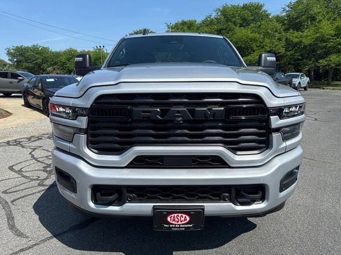 Used 2026 RAM 2500 Big Horn AWD/4WD image 2