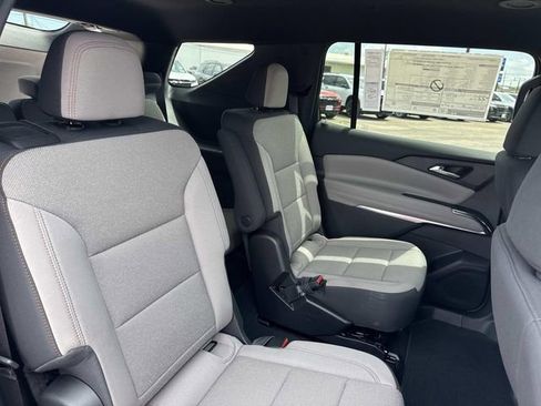 New 2026 Chevrolet Traverse LT w/ Driver Confidence Package FWD image 25