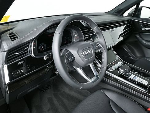 New 2025 Audi Q7 3.0T Premium Plus image 4