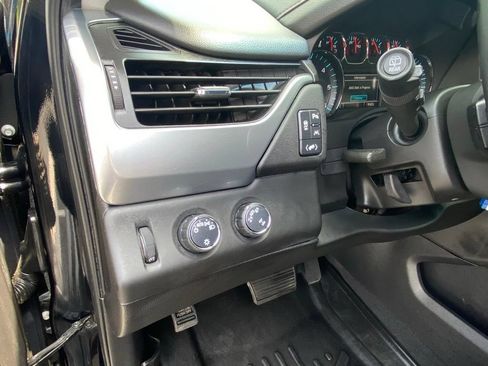 Used 2020 Chevrolet Tahoe LT AWD/4WD image 12