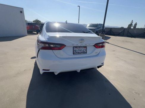Used 2024 Toyota Camry SE FWD image 7
