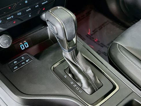 Certified 2020 Ford Ranger Lariat w/ Equipment Group 501A Mid image 18