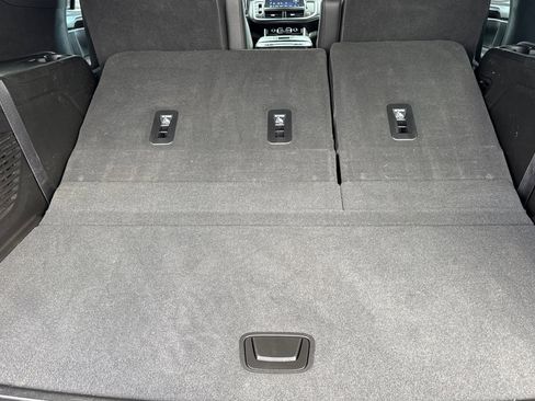 Used 2023 Chevrolet Tahoe LT w/ Luxury Package image 16