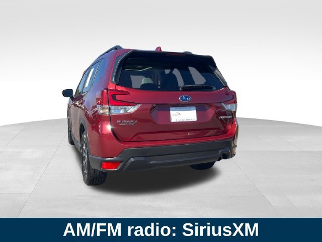 Used 2023 Subaru Forester Premium AWD/4WD image 3