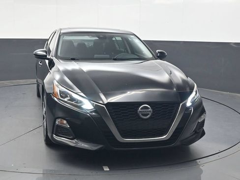 Used 2021 Nissan Altima 2.5 SR w/ SR Premium Package FWD image 14