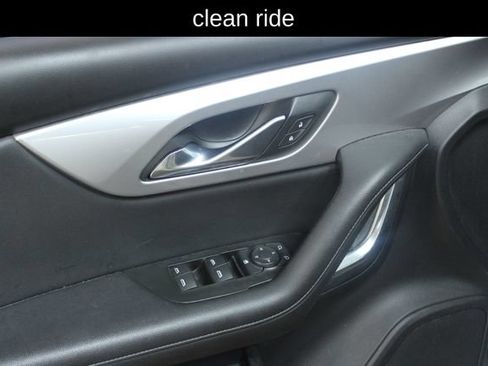 Used 2021 Chevrolet Blazer LT FWD image 13