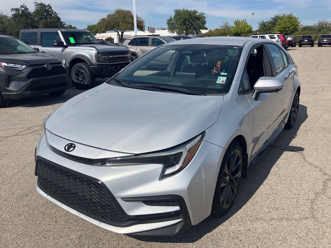 Used 2024 Toyota Corolla SE FWD image 1