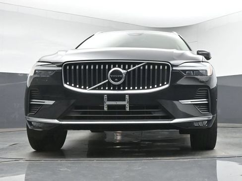Used 2023 Volvo XC60 B5 Plus w/ Climate Package AWD/4WD image 12